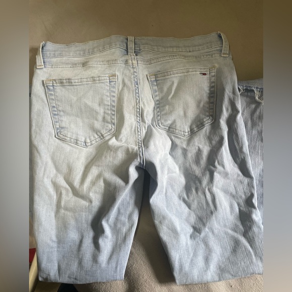 Tommy Hilfiger Jeans - Picture 2 of 3